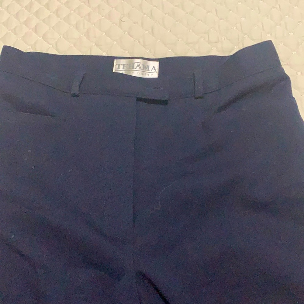 Navy capris